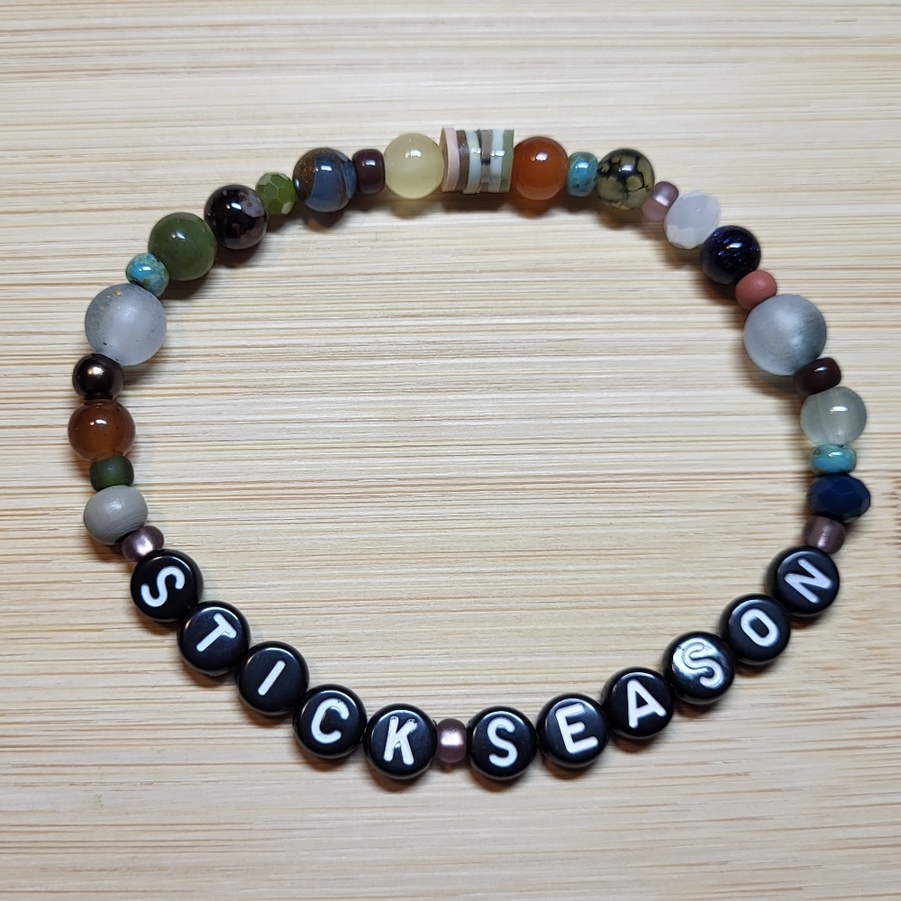 Stick Season- Noah Kahan Friendship Bracelet, Size 8"